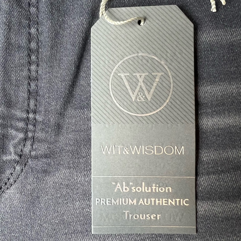 Wit & Wisdom Gray Distressed Ab Solutions Trouser Jean Pants - Picture 4 of 10